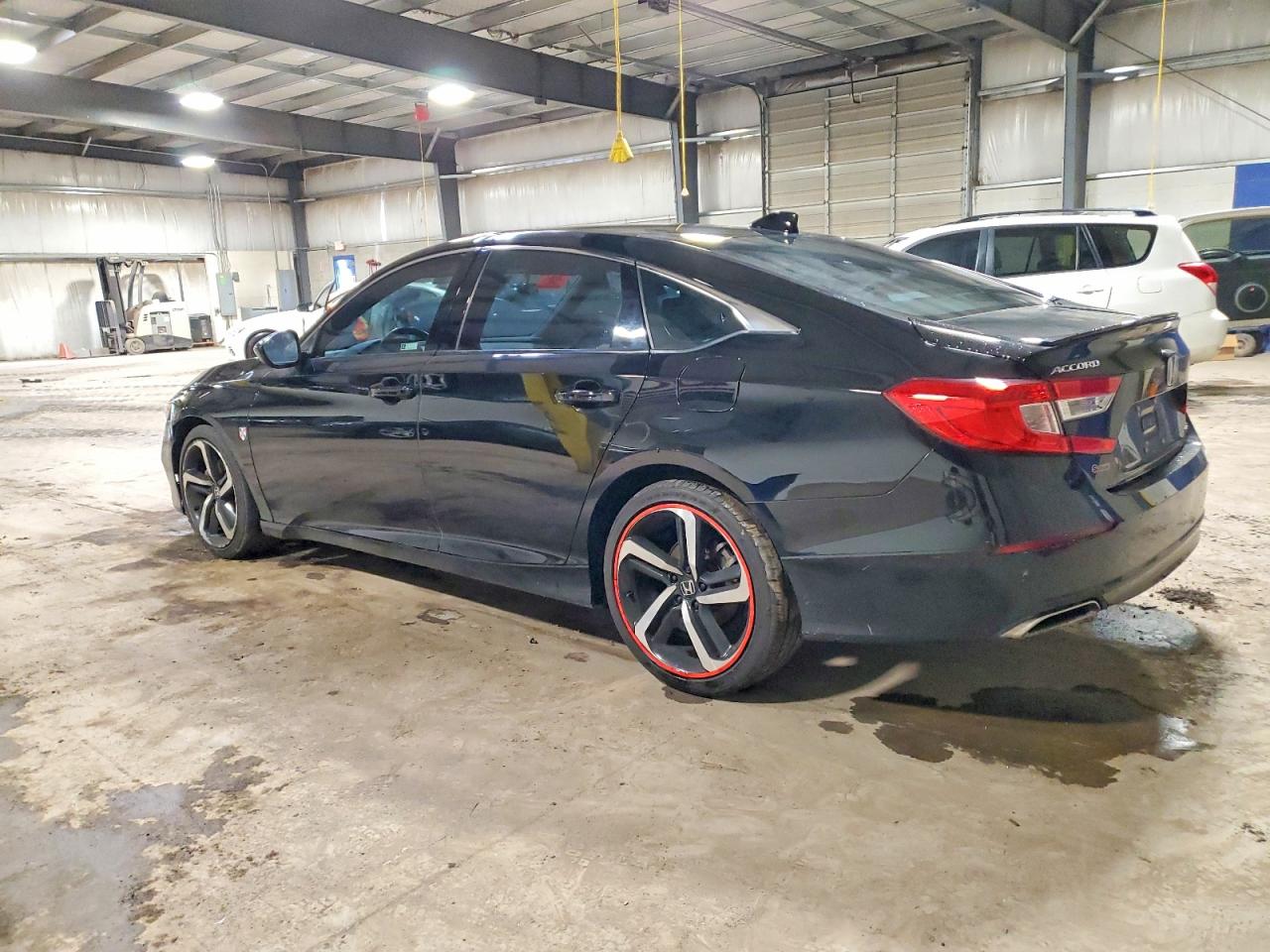 2018 HONDA ACCORD SPORT photo 3