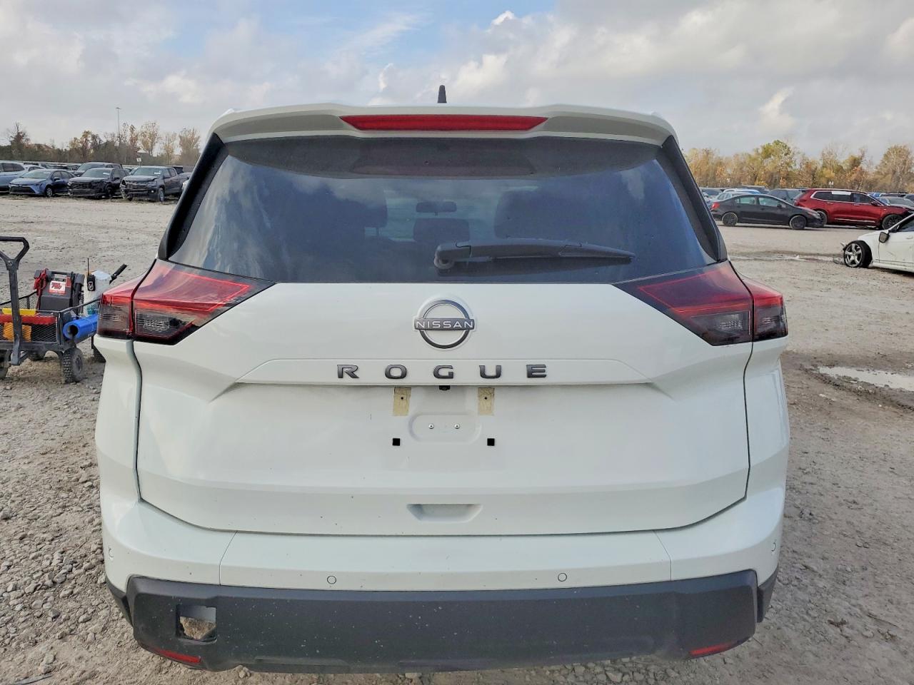 2025 NISSAN ROGUE S photo 6