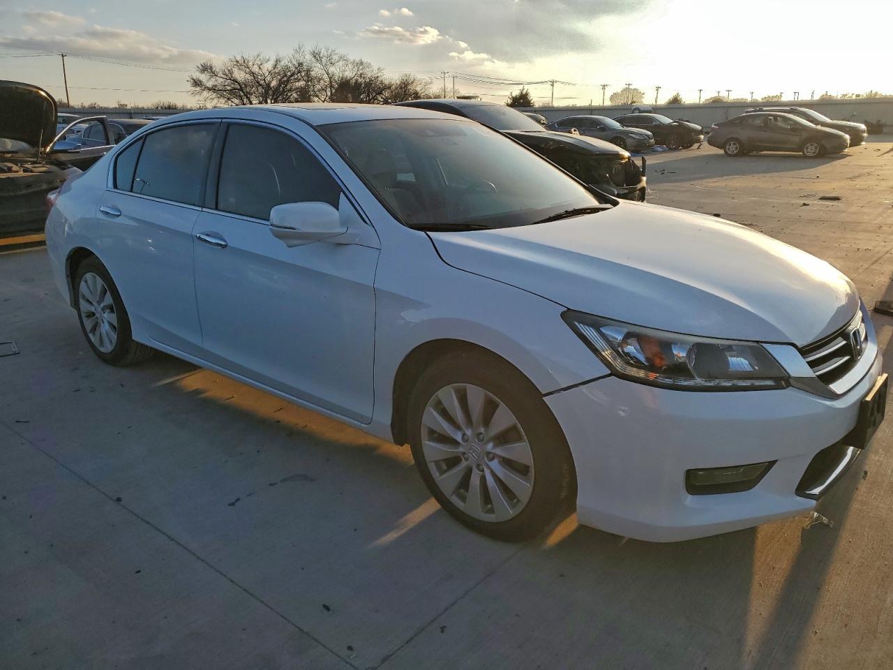 2014 HONDA ACCORD EXL photo 4
