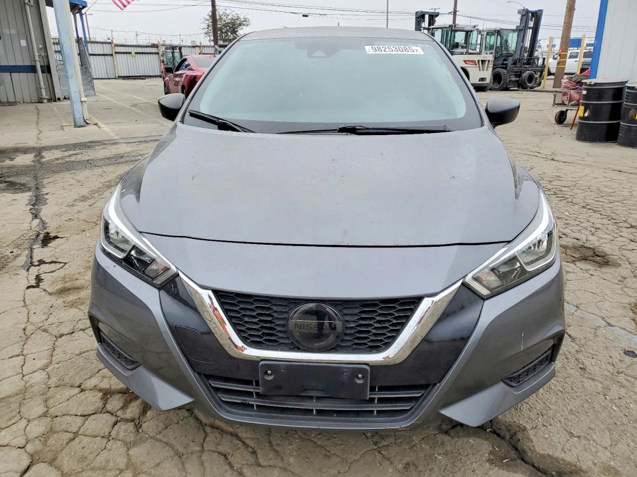 2021 NISSAN VERSA S photo 5