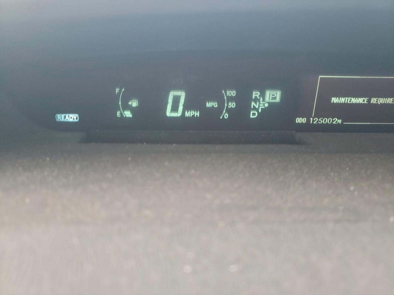 2015 TOYOTA PRIUS photo 9
