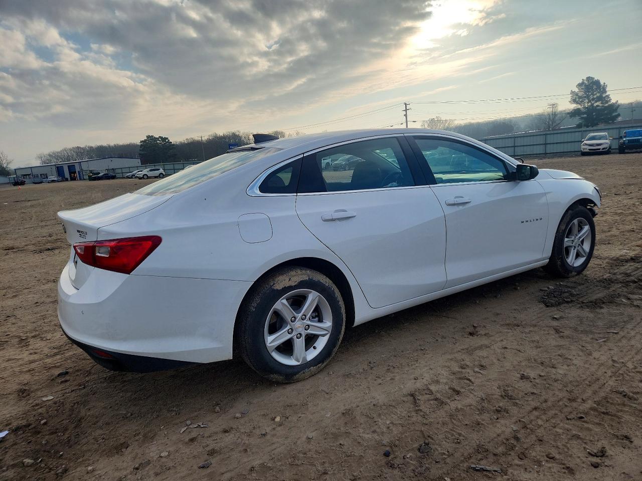 2024 CHEVROLET MALIBU LS photo 5