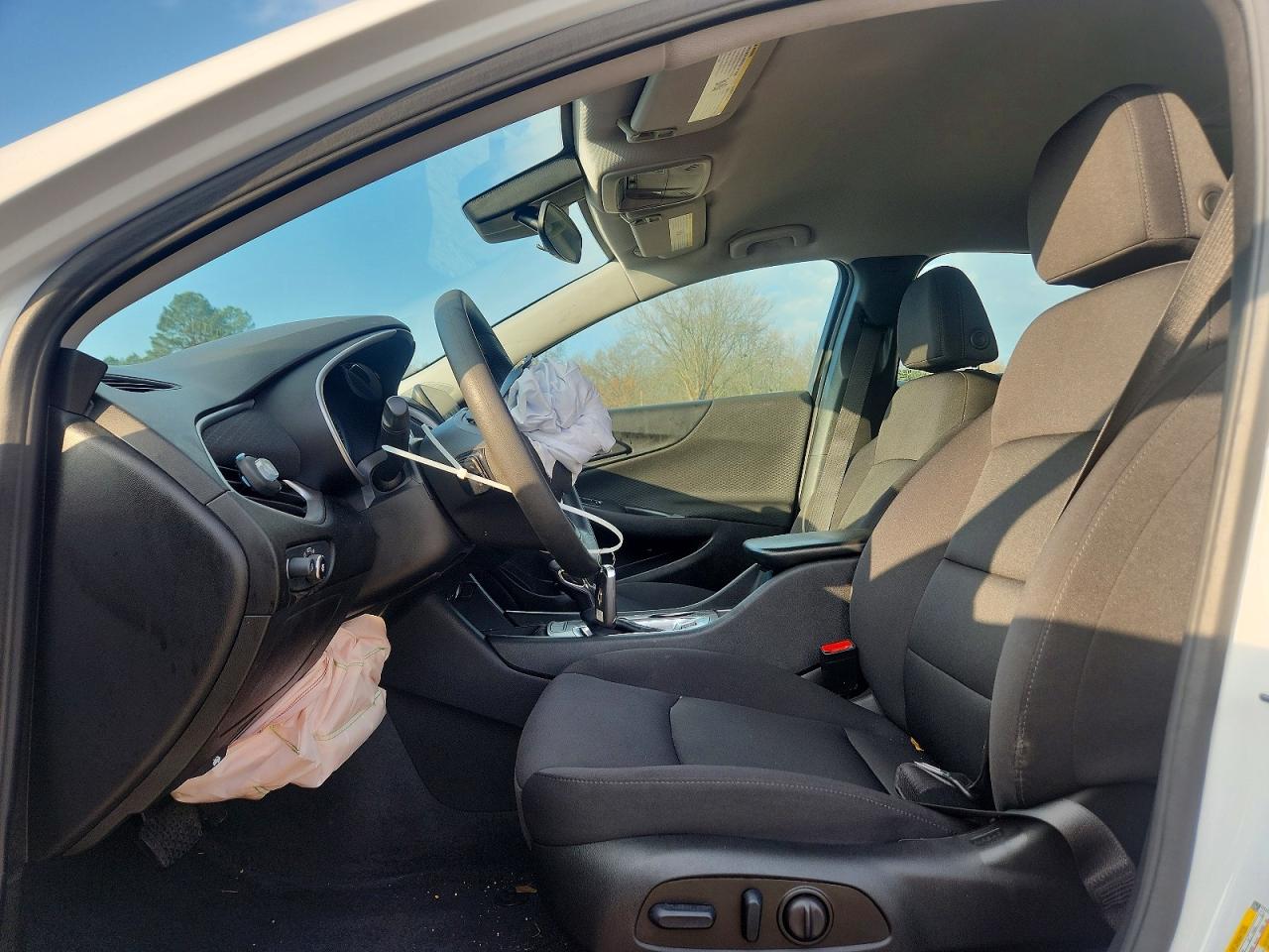 2024 CHEVROLET MALIBU LS photo 13