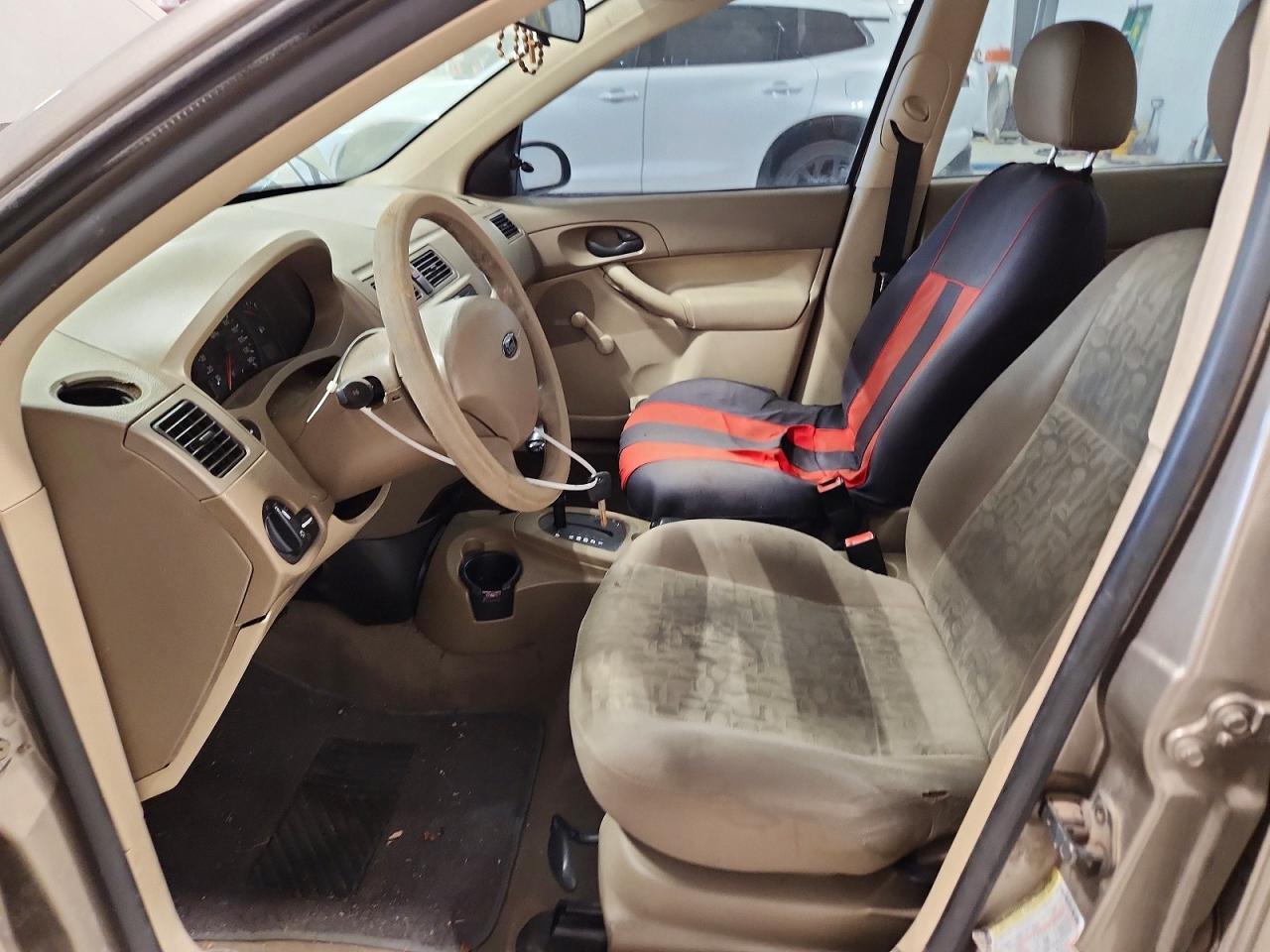2005 FORD FOCUS ZX4 photo 7