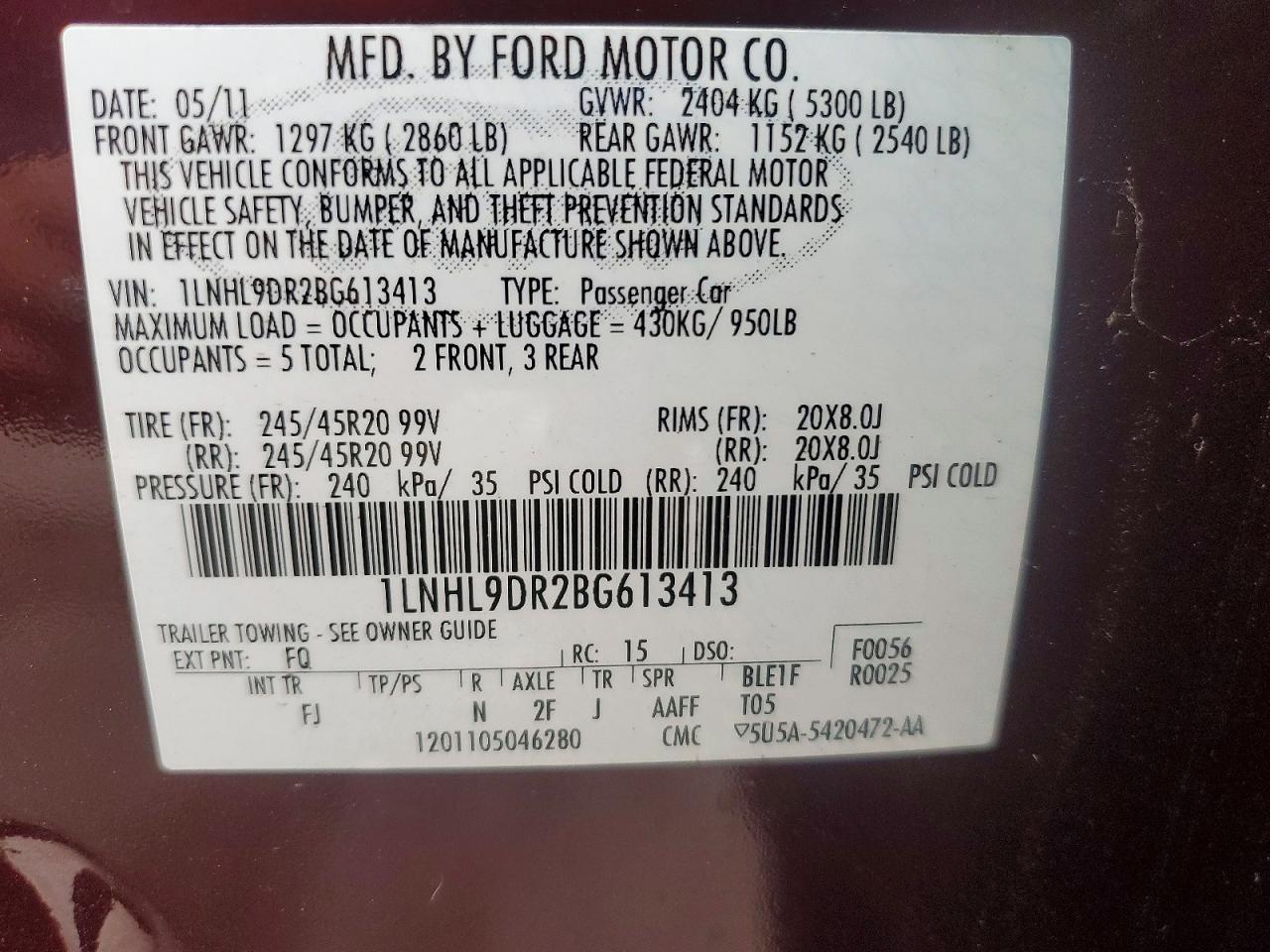 2011 LINCOLN MKS photo 12