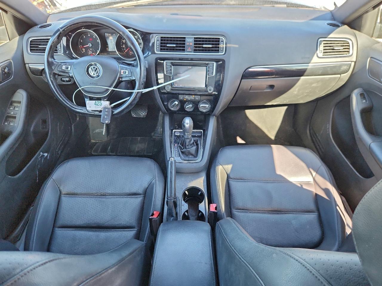 2018 VOLKSWAGEN JETTA SPORT photo 8