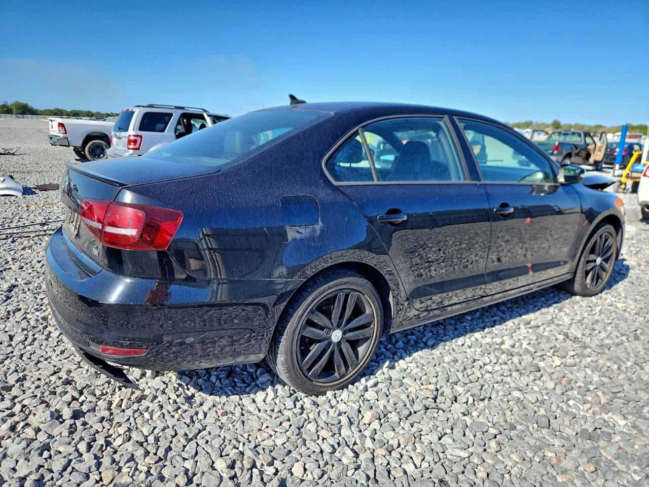 2018 VOLKSWAGEN JETTA SPORT photo 3