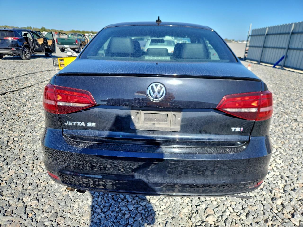 2018 VOLKSWAGEN JETTA SPORT photo 6