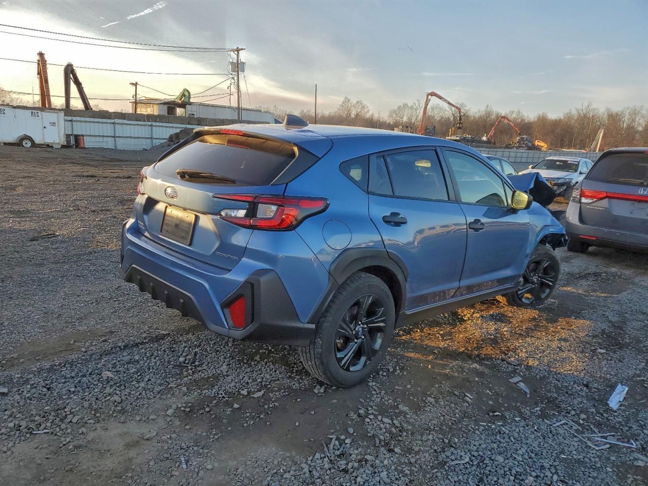 2024 SUBARU CROSSTREK photo 3