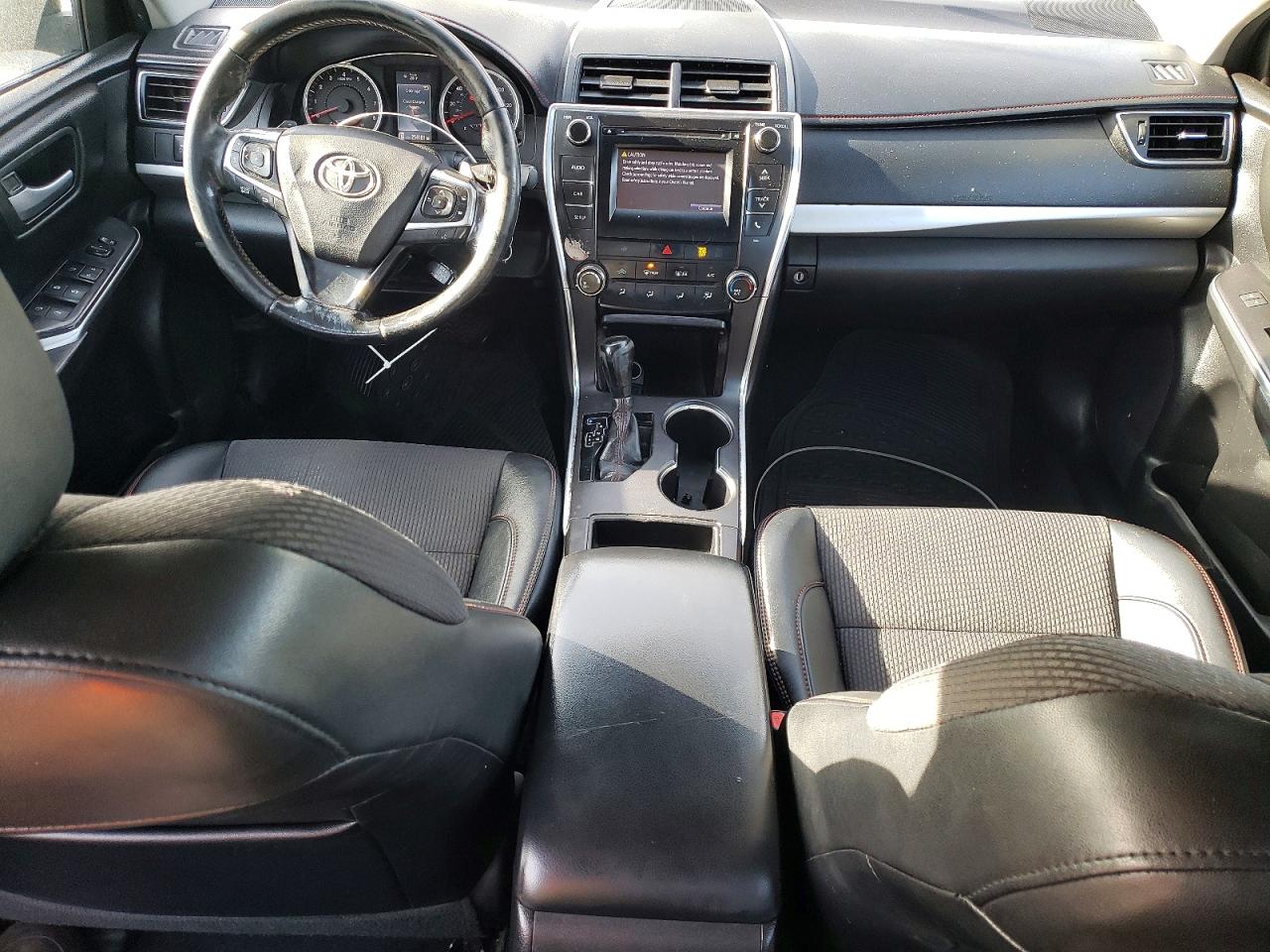 2016 TOYOTA CAMRY LE photo 15