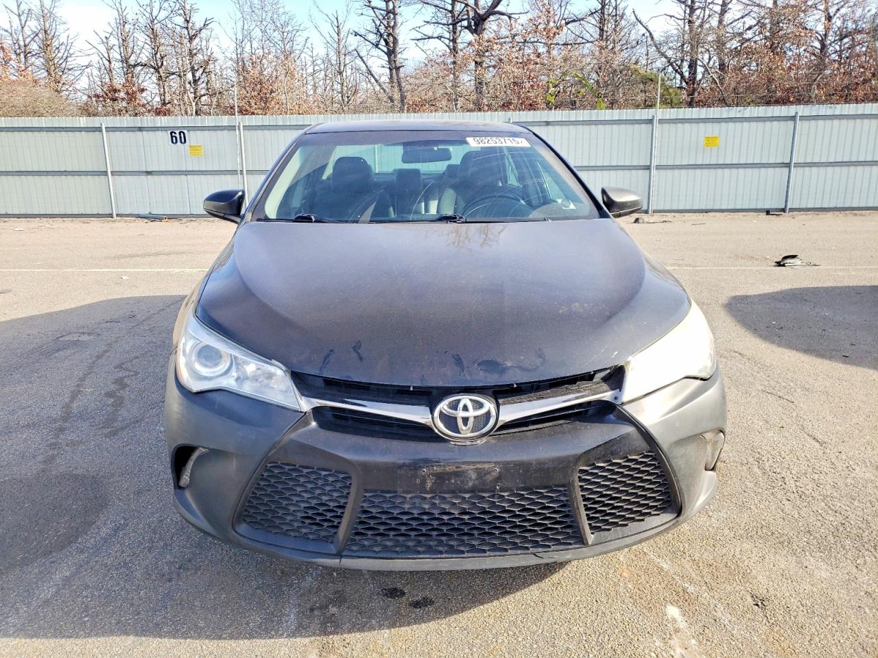 2016 TOYOTA CAMRY LE photo 9