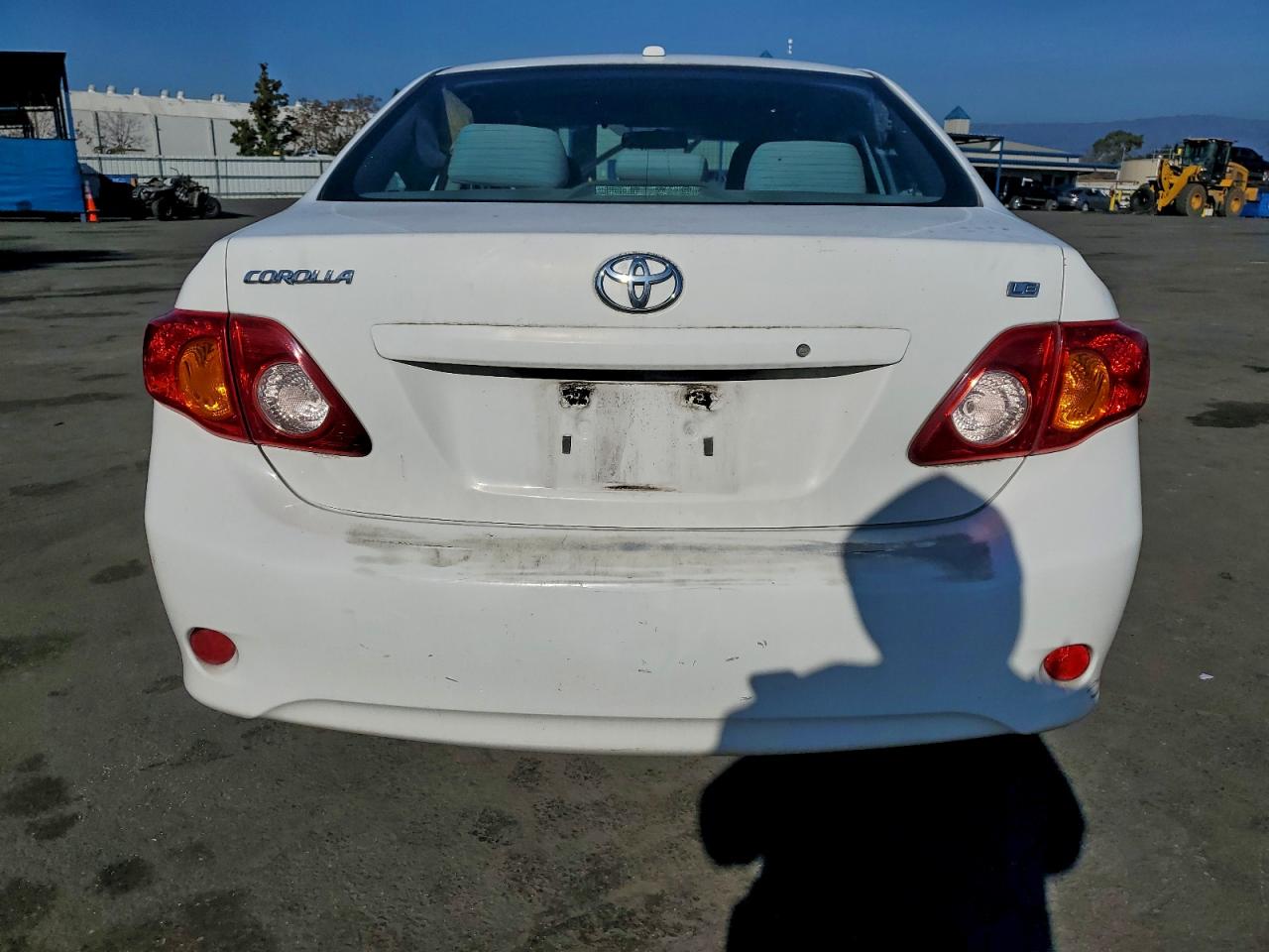 2010 TOYOTA COROLLA BASE photo 11