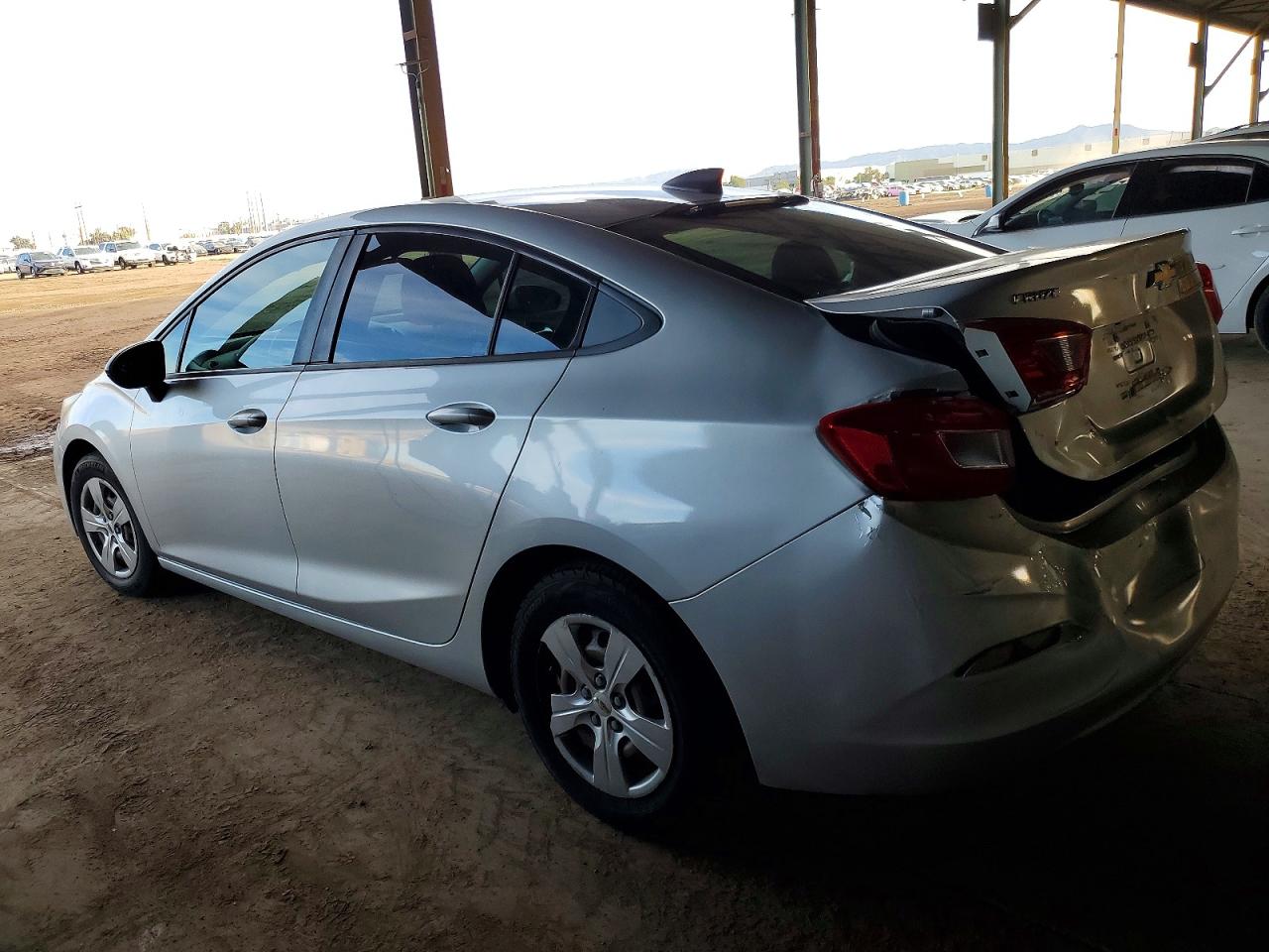 2016 CHEVROLET CRUZE LS photo 2