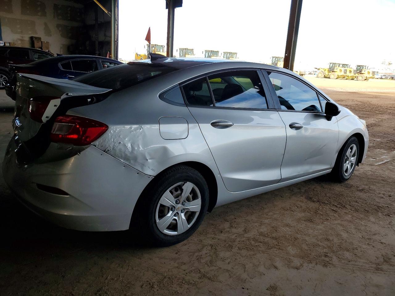 2016 CHEVROLET CRUZE LS photo 3