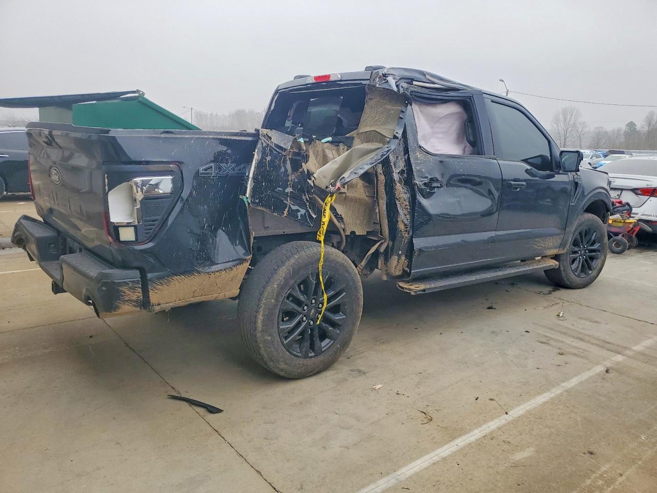2024 FORD F150 XLT photo 3