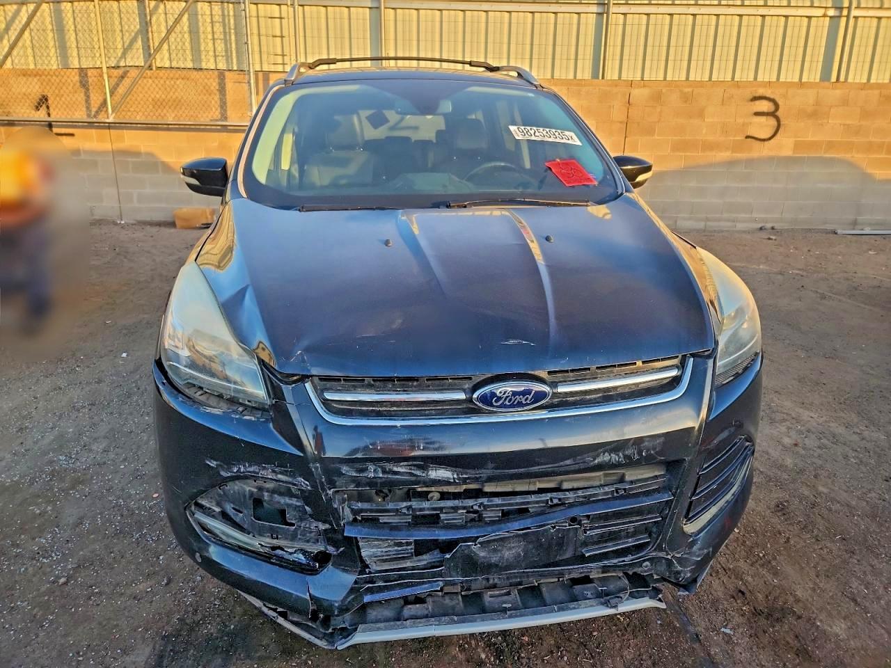 2014 FORD ESCAPE TITANIUM photo 5