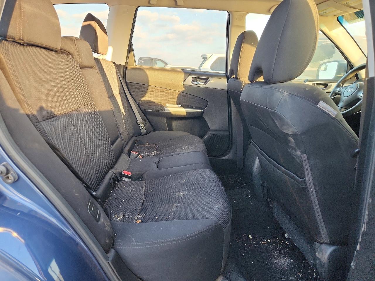 2011 SUBARU FORESTER 2.5X PREMIUM photo 28
