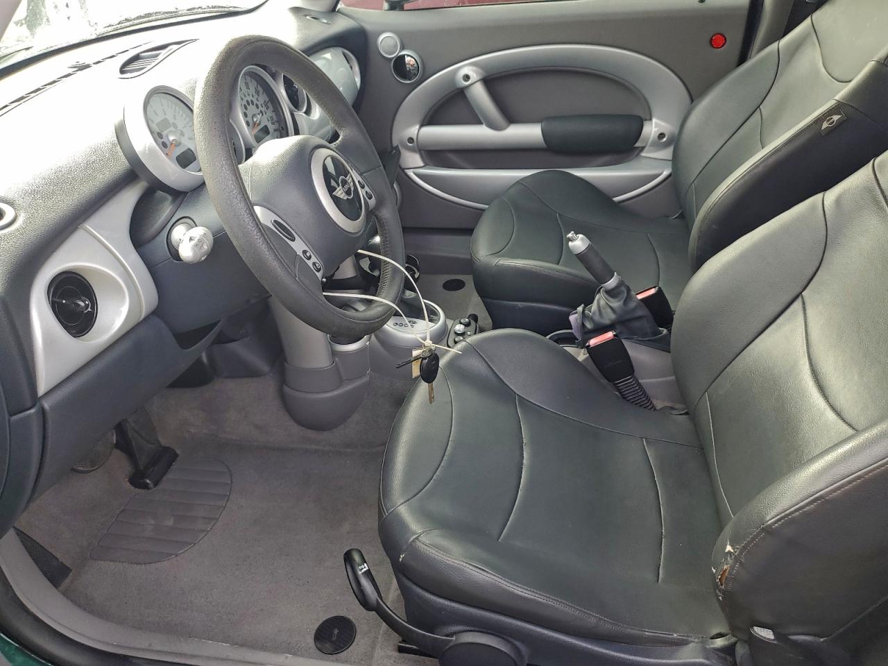 2004 MINI COOPER photo 7