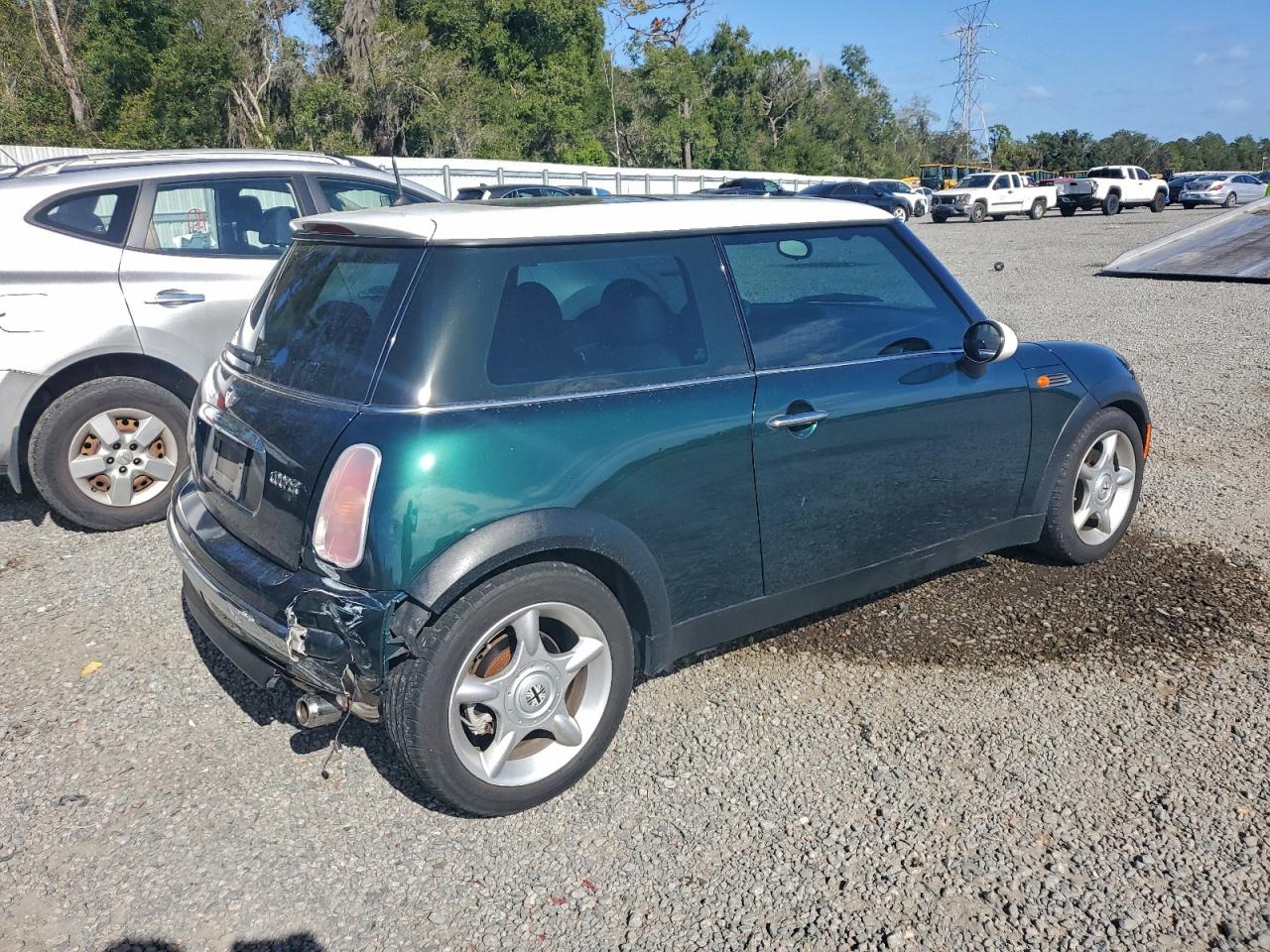 2004 MINI COOPER photo 3