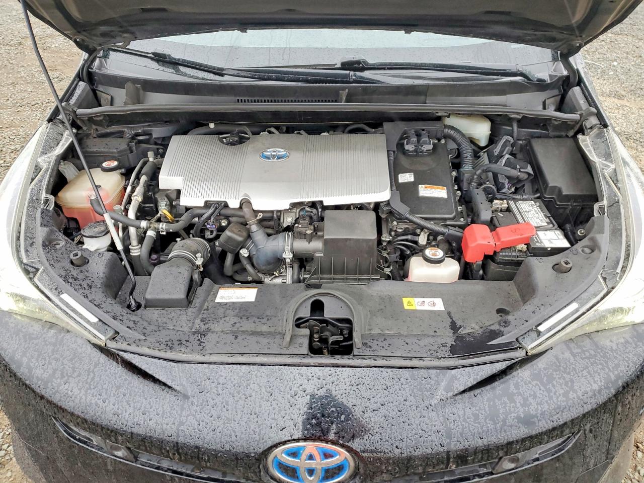2017 TOYOTA PRIUS photo 21