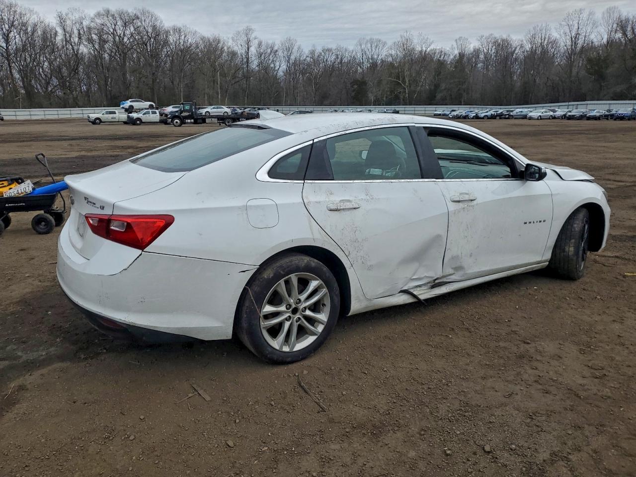 2017 CHEVROLET MALIBU LT photo 7