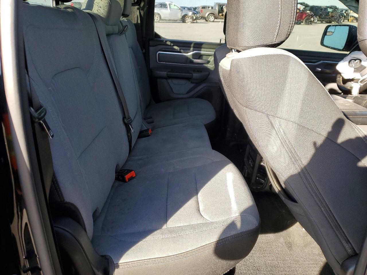 2021 RAM 1500 BIG HORN/LONE STAR photo 10