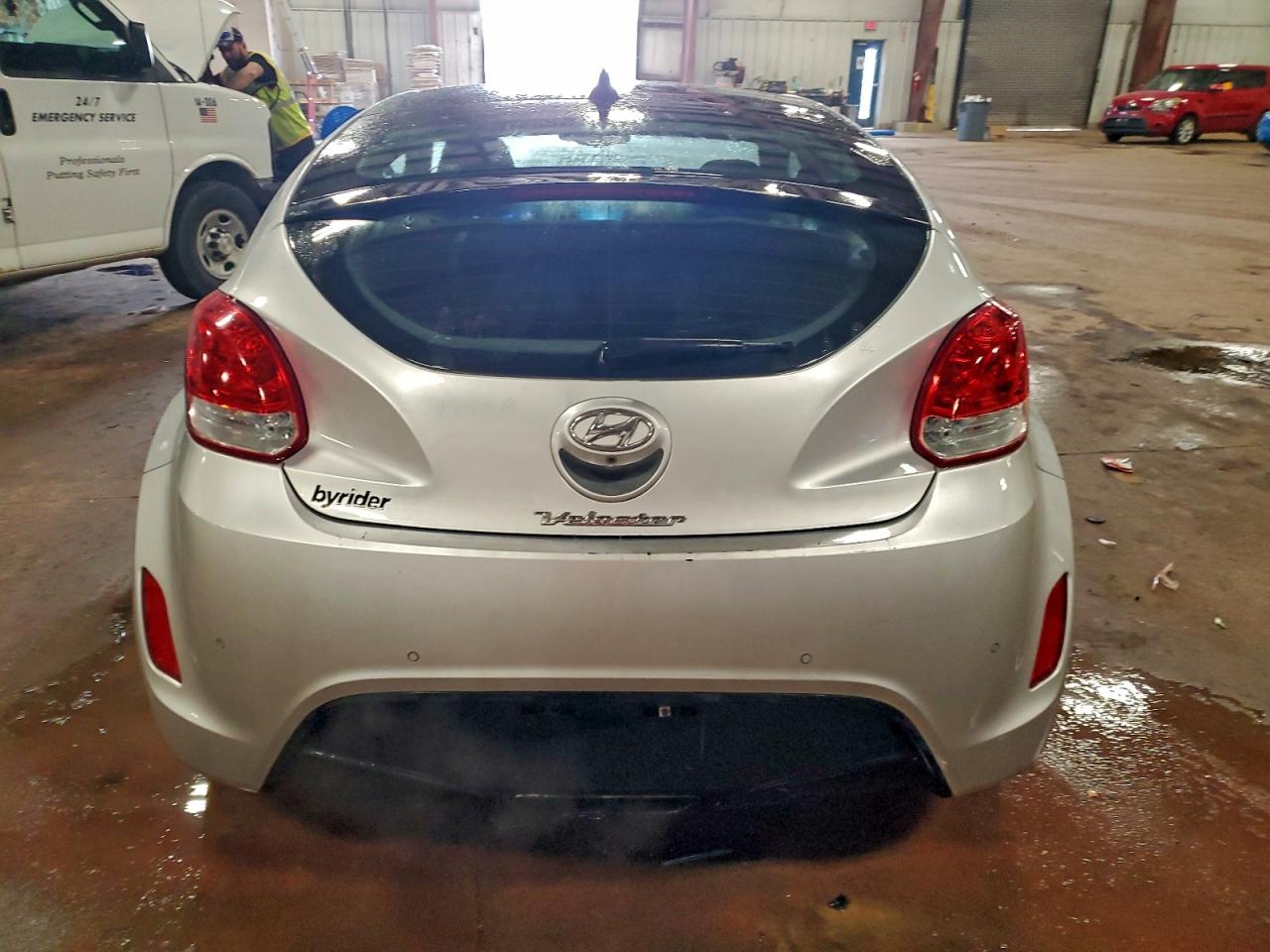 2013 HYUNDAI VELOSTER photo 11