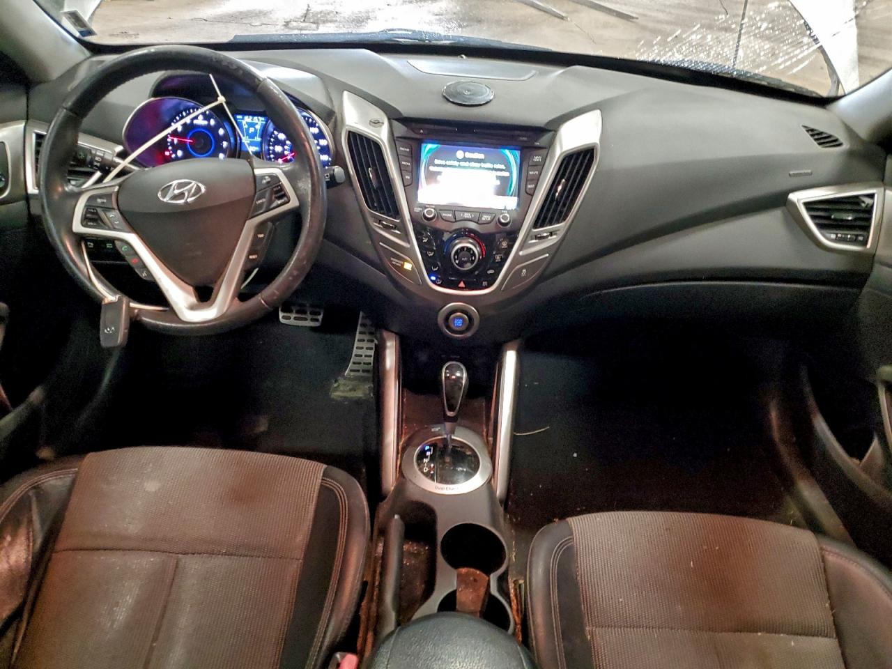2013 HYUNDAI VELOSTER photo 15