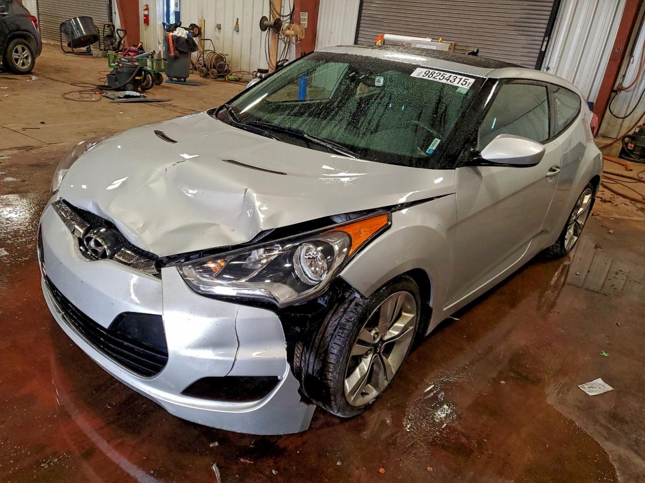 2013 HYUNDAI VELOSTER
