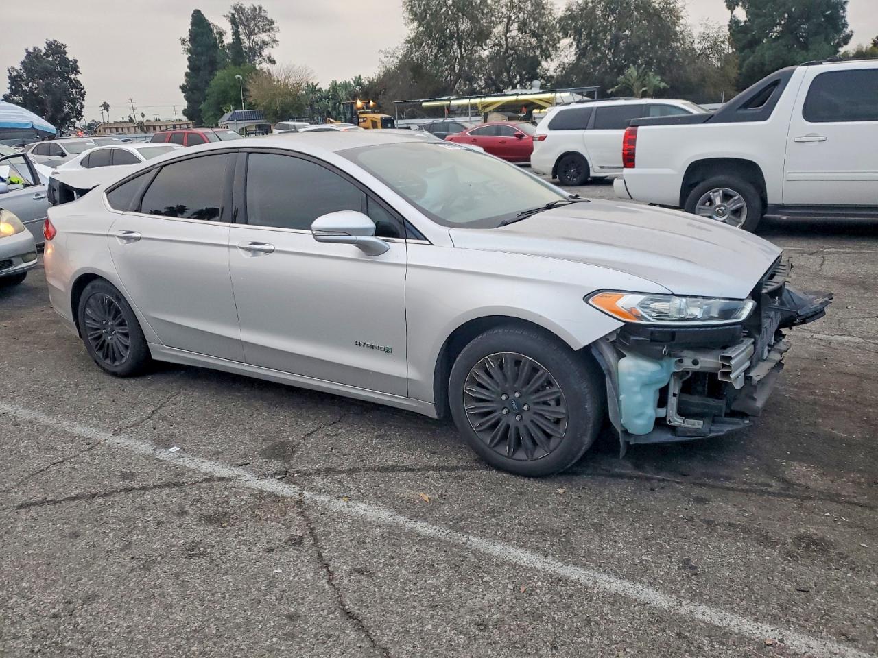 2016 FORD FUSION SE HYBRID photo 4
