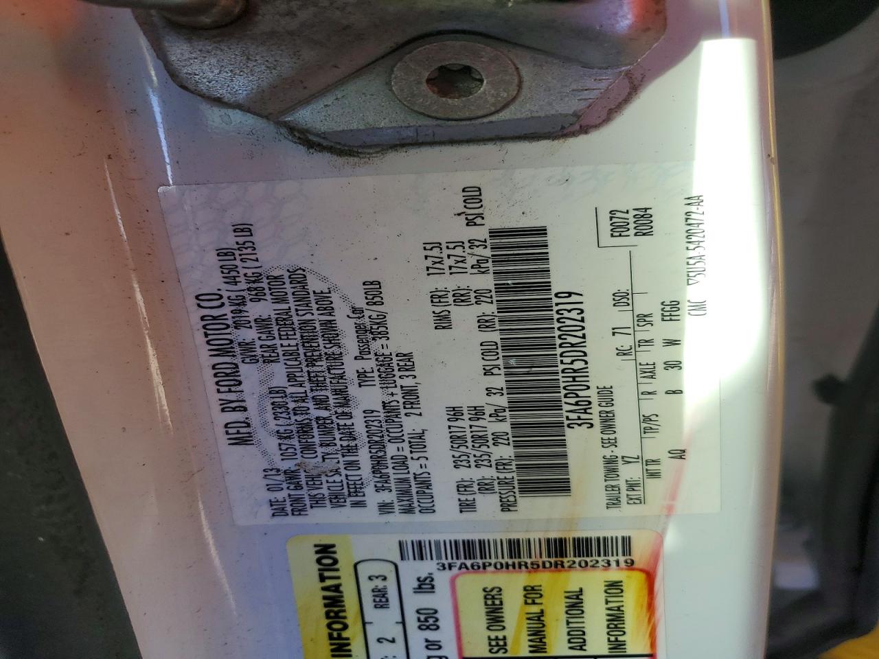 2013 FORD FUSION SE photo 12