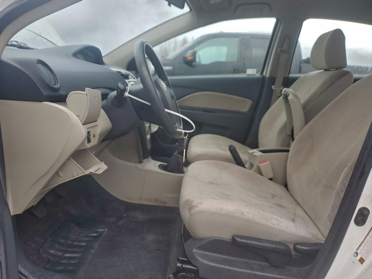 2007 TOYOTA YARIS photo 7