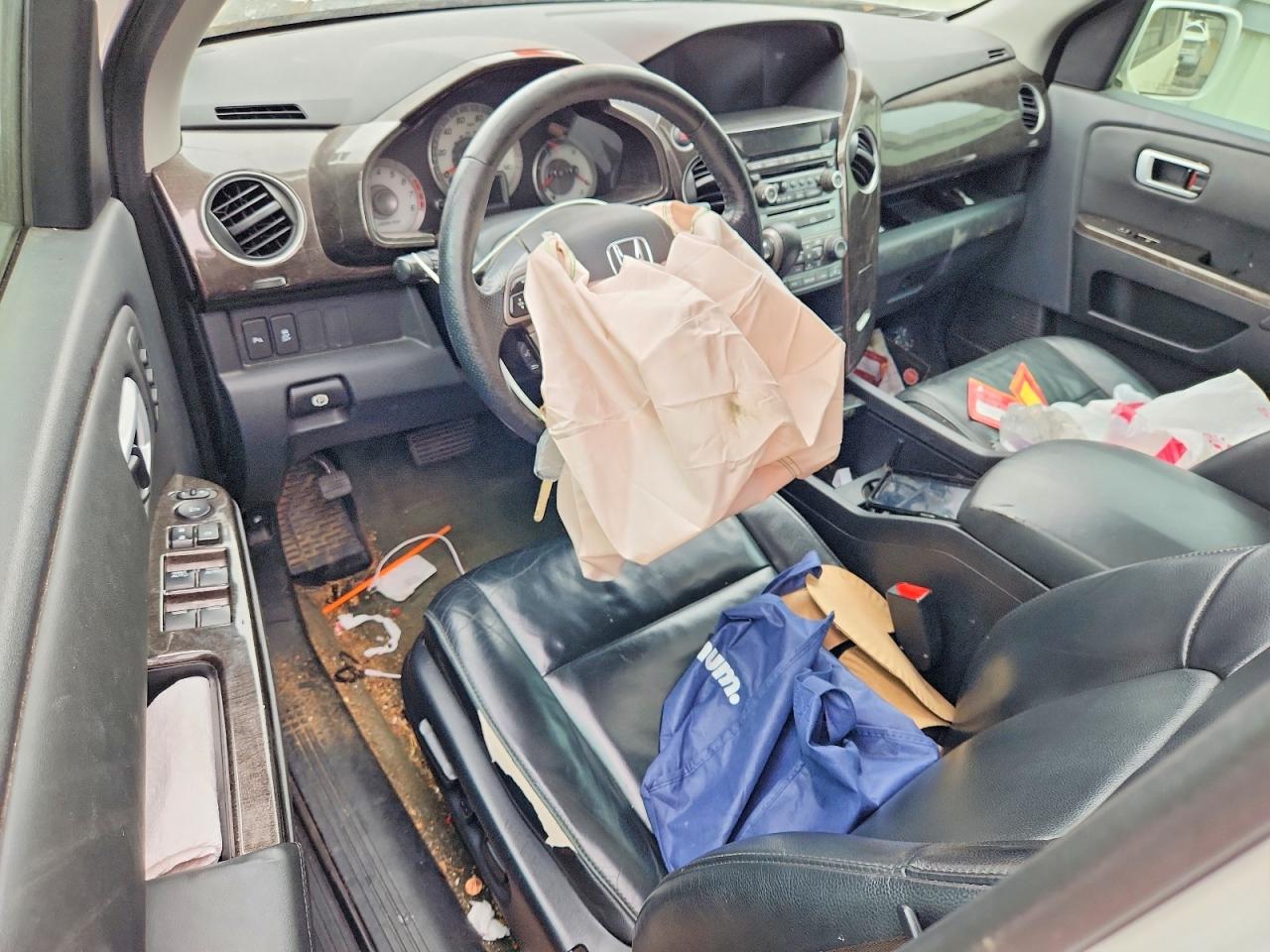 2015 HONDA PILOT TOURING photo 15