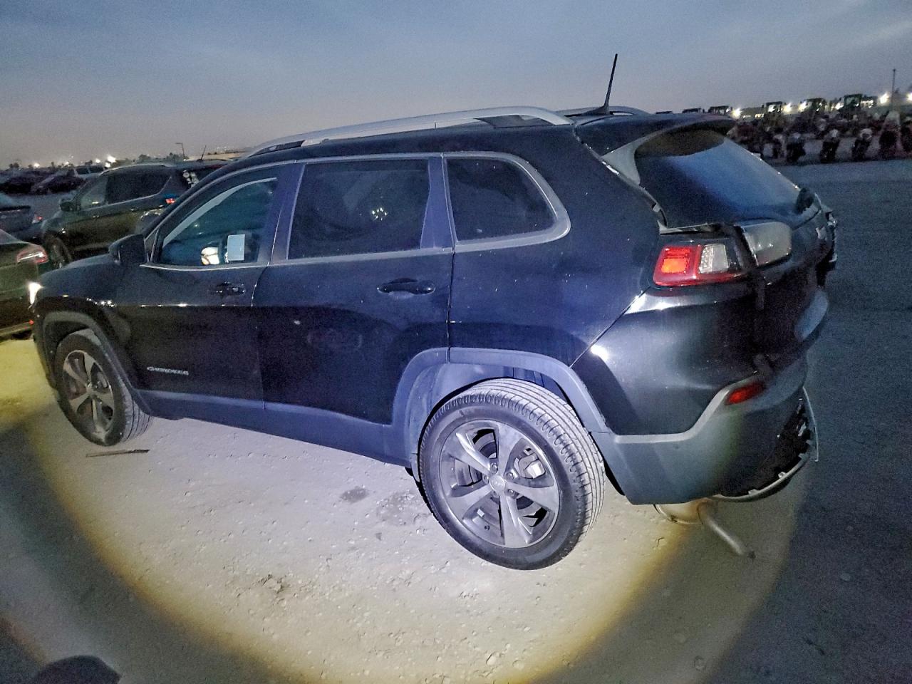 2019 JEEP CHEROKEE LIMITED photo 2