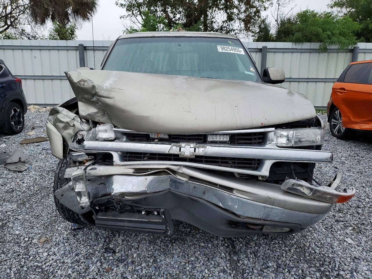 2000 CHEVROLET SUBURBAN C1500 photo 5