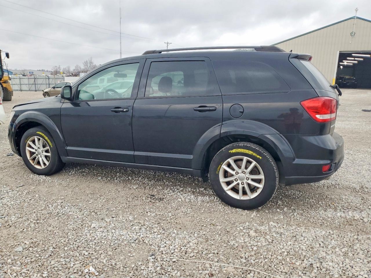 2015 DODGE JOURNEY SXT photo 2