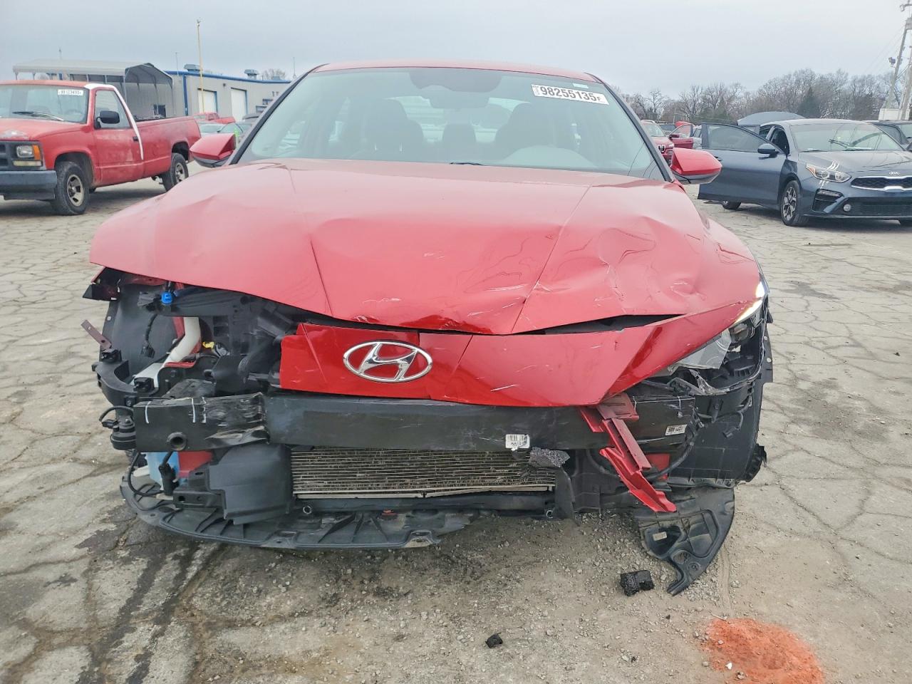 2023 HYUNDAI ELANTRA SEL photo 5