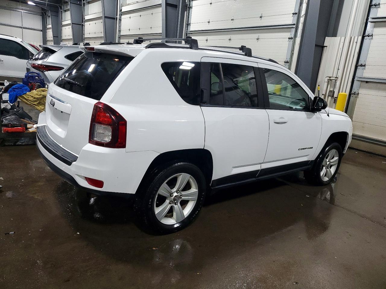 2016 JEEP COMPASS SPORT photo 3