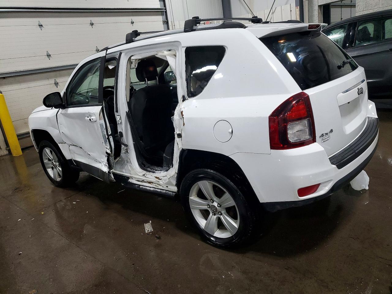 2016 JEEP COMPASS SPORT photo 2