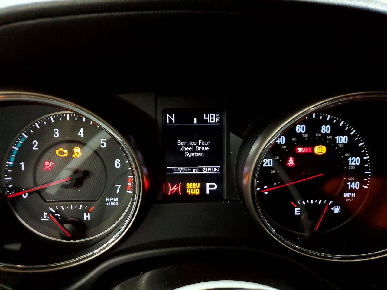 2011 JEEP GRAND CHEROKEE OVERLAND photo 9