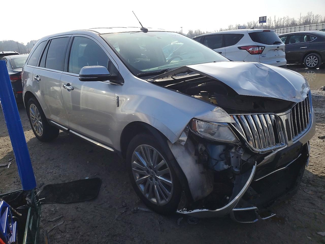 2014 LINCOLN TOWNHOUSE MKX photo 4