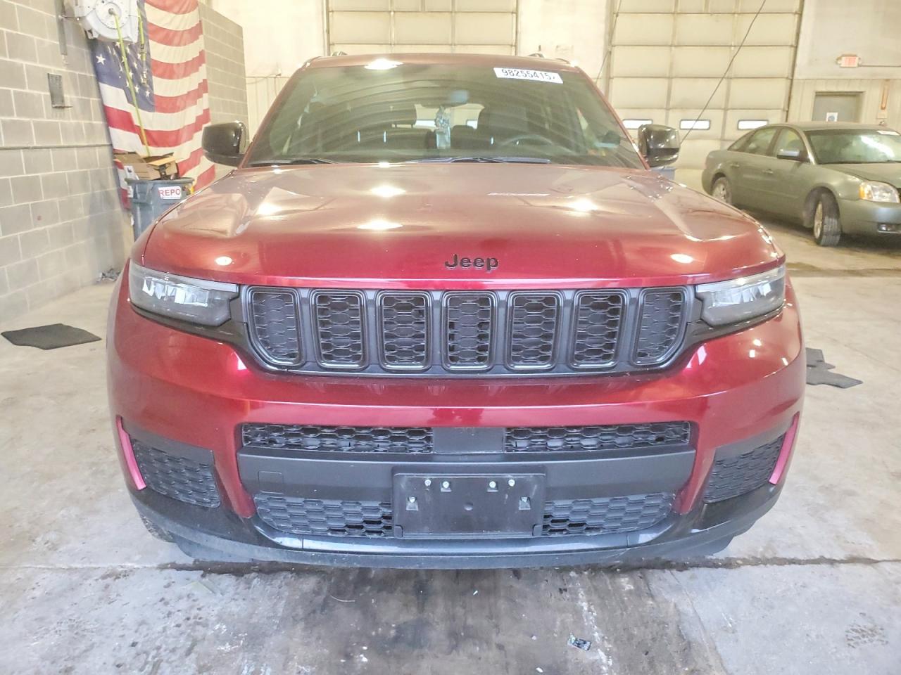 2023 JEEP GRAND CHEROKEE L LAREDO photo 5