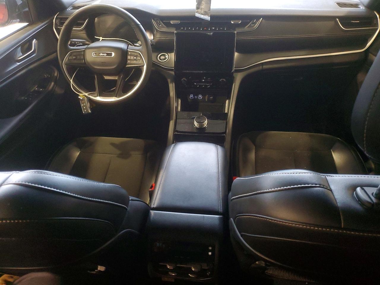 2023 JEEP GRAND CHEROKEE L LAREDO photo 8