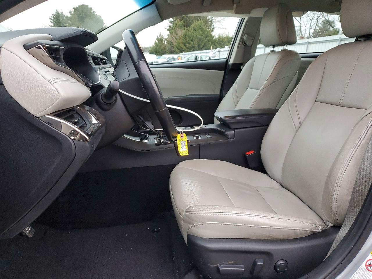 2016 TOYOTA AVALON XLE photo 7