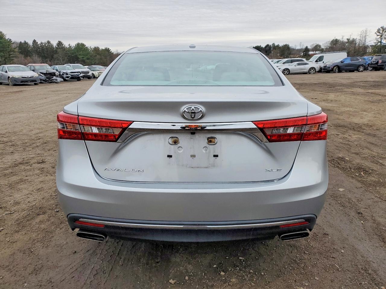 2016 TOYOTA AVALON XLE photo 6