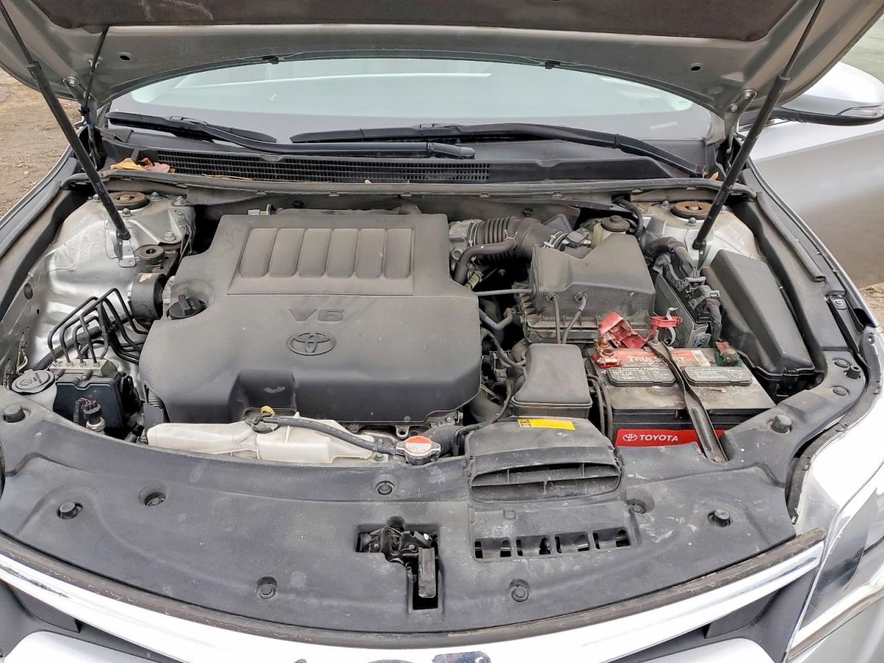2016 TOYOTA AVALON XLE photo 11