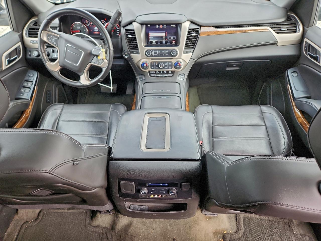 2015 GMC YUKON XL DENALI photo 8