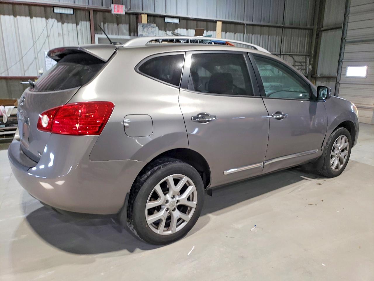 2011 NISSAN ROGUE S photo 3