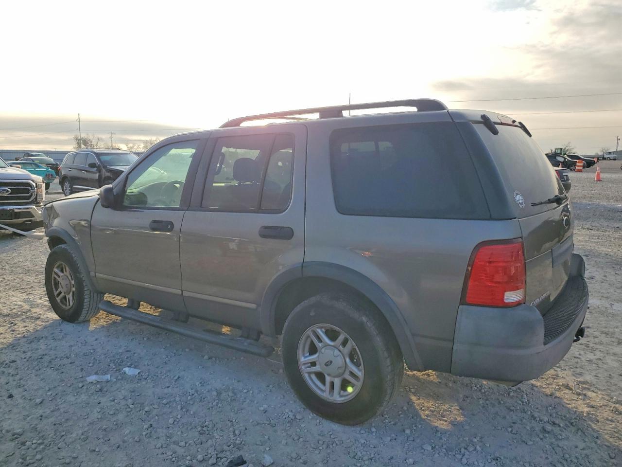 2003 FORD EXPLORER XLS photo 2
