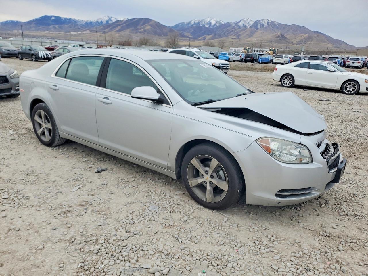 2011 CHEVROLET MALIBU 1LT photo 4